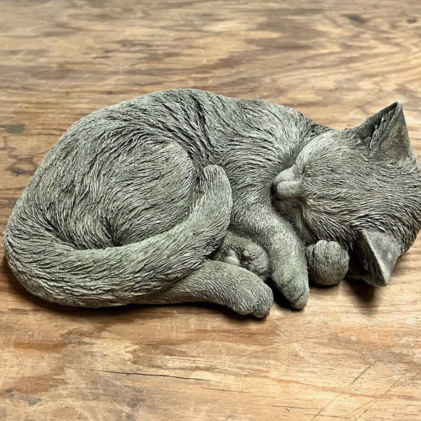 Curled Up Sleeping Cat Laying Kitty Resting Cat Statue Pet Memorial Stone Cat Garden Ornament Backyard Decor Outdoor Statue