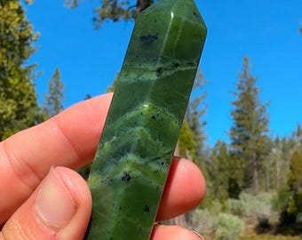Nefrit Jade Tower Crystal Point