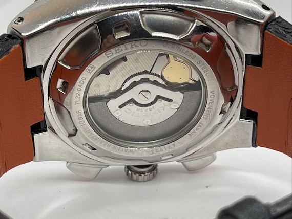 Seiko Sportura Kinetic Chronograph SNL021 Alien 7L22-0AD0