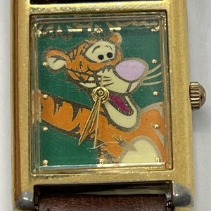 Disney Winnie The Pooh Tigger Watch Vtg Used Japan Water Resistant Dead Bat