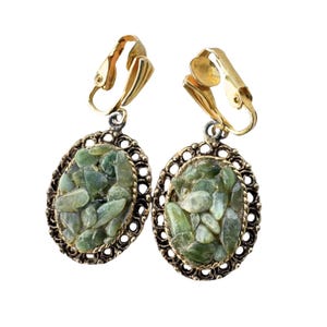 Vintage Crushed Jade Earrings Gold Tone Clip On 1970s