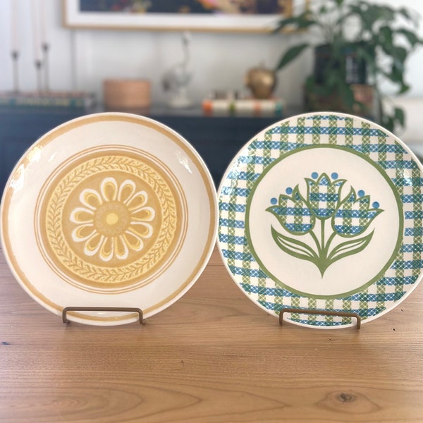 Vintage Harvest Gold Casablanca, Gingham Garden Pattern, 10” Dinner Plate, Farmhouse, Modern Farmhouse, Cottage, Retro, Sold Individually