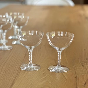 Vintage Set of 2 Large Crystal Twist Stem Champagne Coupe Glasses 8 oz