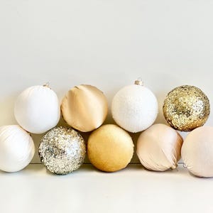 Luxury Gold & White Christmas Ornaments: Velvet, Satin, Glitter - 9 Piece Set