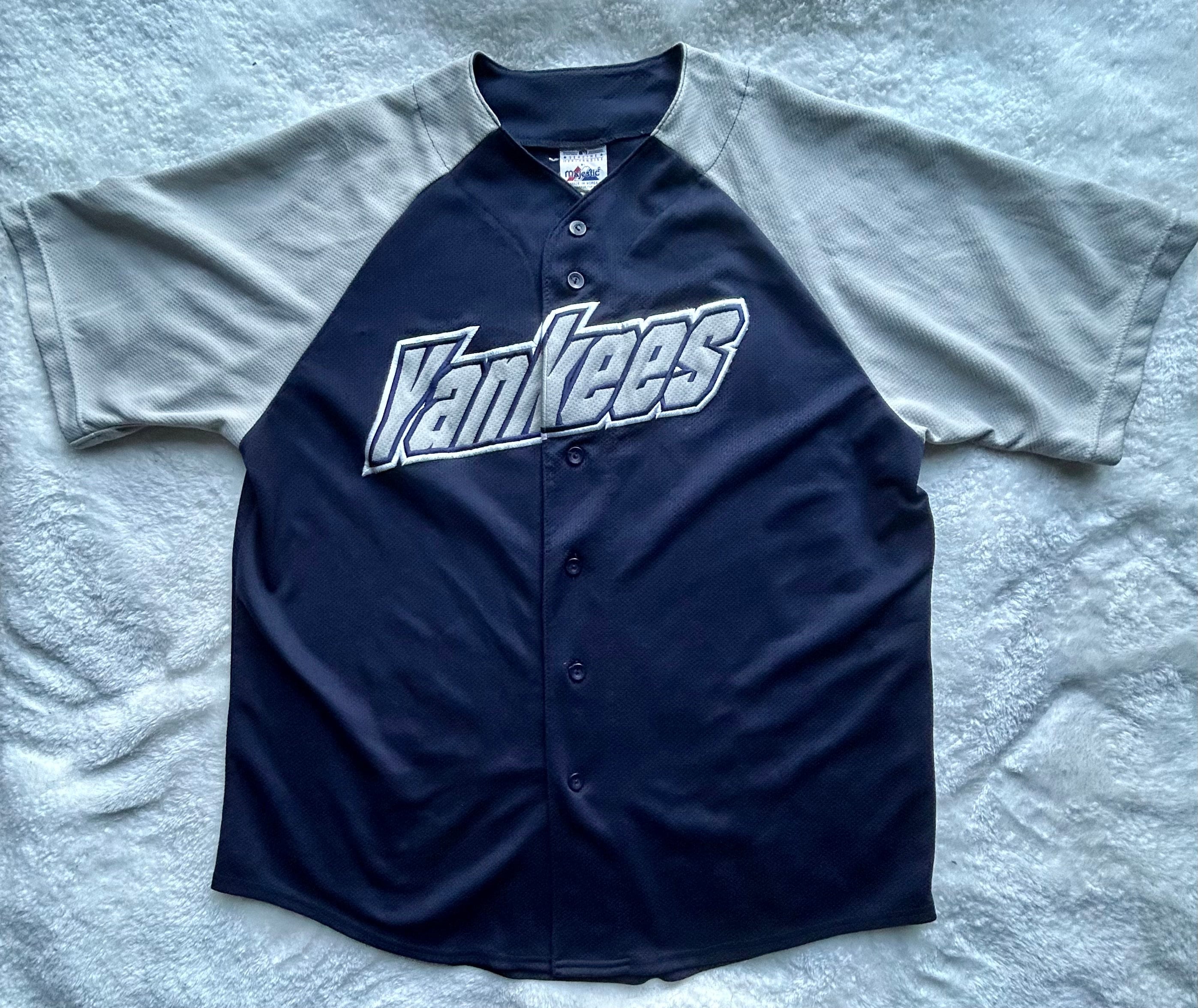  Majestic New York Yankees Authentic Small BP Training Jersey  Navy Blue : Sports & Outdoors