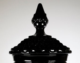 Tiara Exclusive Black Diamond Point (Cameo) Apothekerdose & Deckel 1977