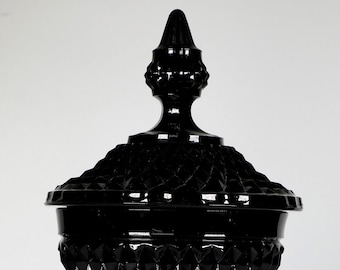 Tiara Exclusive Black Diamond Point (Cameo) Apothecary Jar & Lid 1977