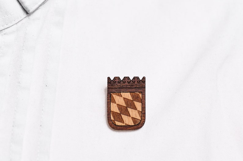 The Bavaria coat of arms as a pin, badge, brooch made of wood for traditional costume image 2