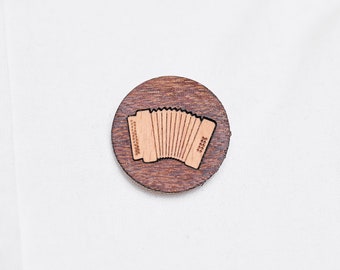 Ziach, harmonica as a pin, badge, brooch made of wood for traditional costume
