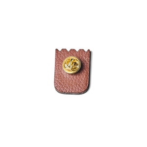 The Bavaria coat of arms as a pin, badge, brooch made of wood for traditional costume image 5