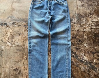 Vintage 90s Levi’s 501 Light Wash Denim Jeans