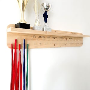 Medaillehouder Gepersonaliseerde sportmedaille hanger met trofee display plank massief houten custom prijs cadeau plank muur bord
