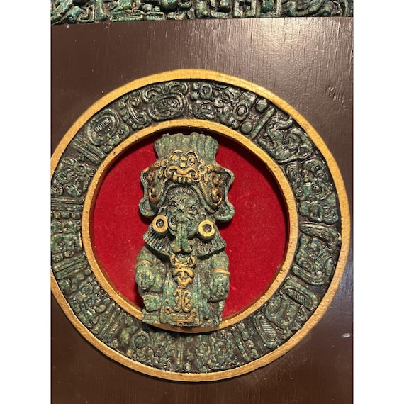 VTG MCM Mayan Aztec Wall Plaque Crushed Malachite Stone Zarebski