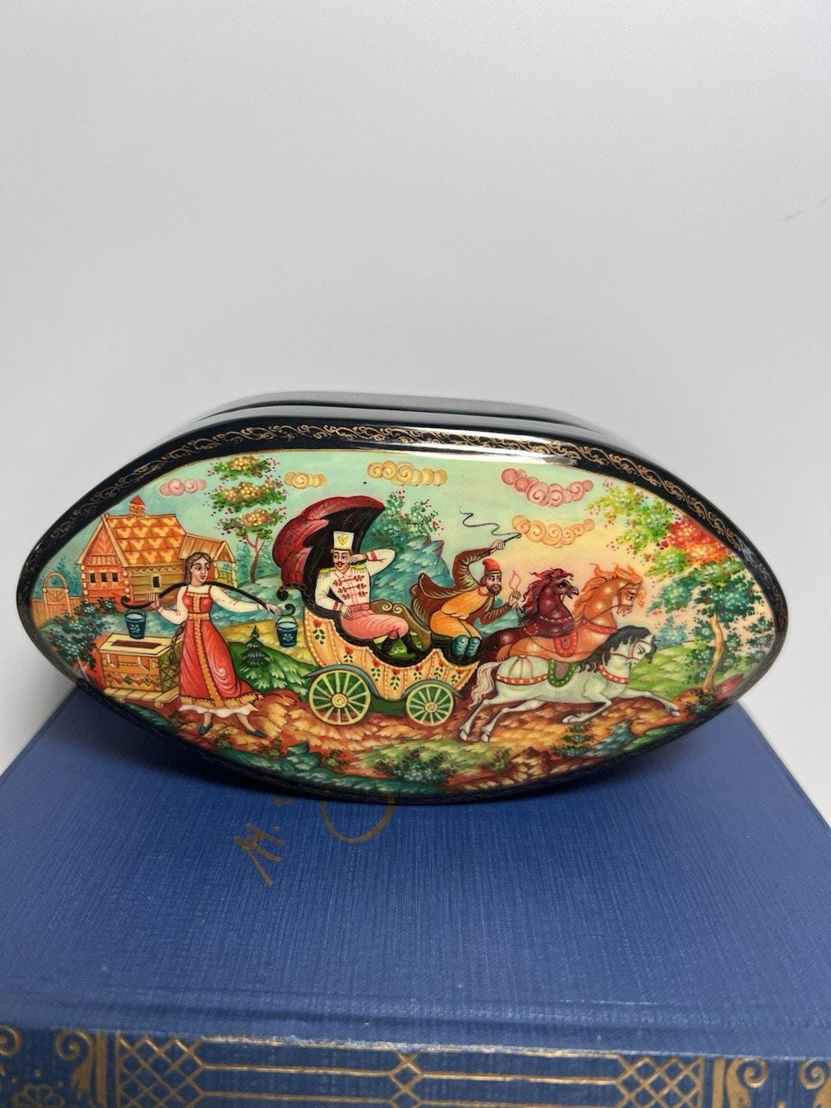 VTG Russian Palekh Lacquer Box Hand Painted Folk Art Signed