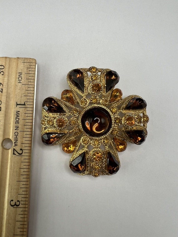 Sphinx Maltese Cross Amber Brooch 9242 Gold Tone … - image 2