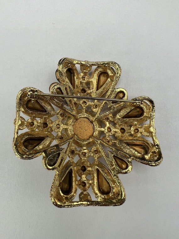 Sphinx Maltese Cross Amber Brooch 9242 Gold Tone … - image 5