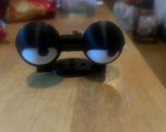 DIY bewegliche Puppenaugen auf einer Montageplatte