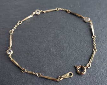 Avon Crystal Bezel Bracelet, Gold Dainty Bracelet, Bar Chain Bracelet, Vintage bracelet
