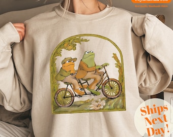 Frog and Toad Sweatshirt, Vintage Book Lover Crewneck, Cottagecore