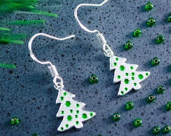 Pendientes de árbol de Navidad de plata esterlina, pendientes de Navidad, calcetín de regalo de Navidad, árbol de Navidad, regalo para ella