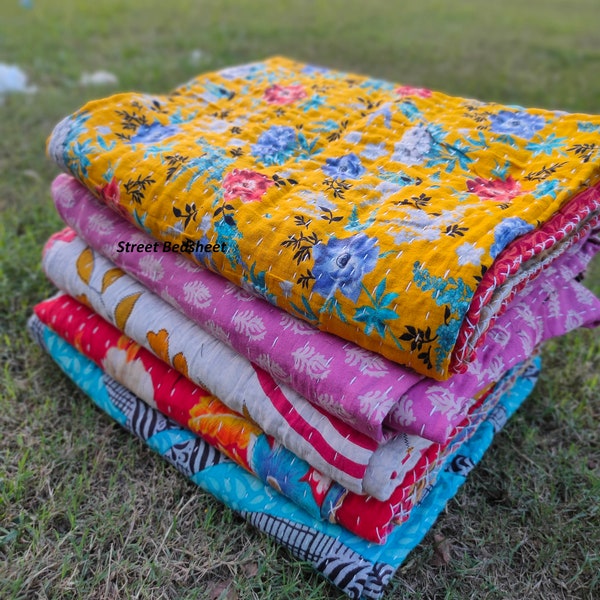 Vintage Kantha Quilt, Sari Coverlet, Sundance Kantha Throw Recycle Fabric Bohemian Bedspread Quilted, Indian Vintage Kantha Quilt,