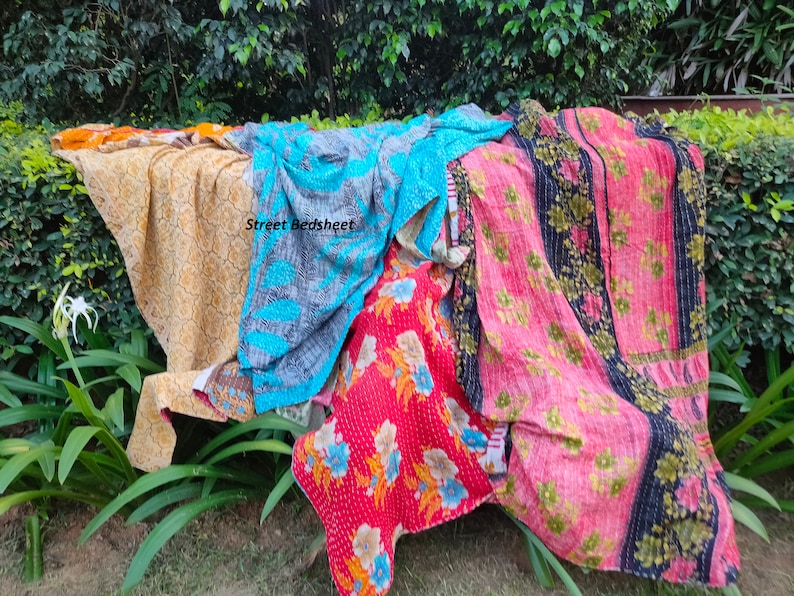 Lot de gros lot d'édredon kantha vintage indien fait main jeté couverture réversible couvre-lit coton tissu boho couette image 6