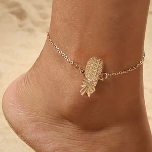 Golden Pineapple Anklet
