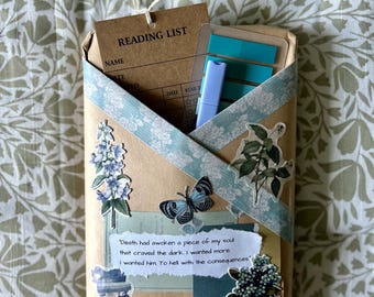 Blind Date With A Book – Personalized Book Lover Gift