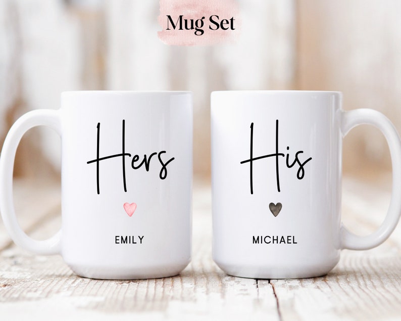 Juego personalizado de tazas para él y para ella, tazas de boda personalizadas, regalo de compromiso, regalo de aniversario, tazas de novios, tazas de señor y señora, tazas de recién casados 15oz White Mug