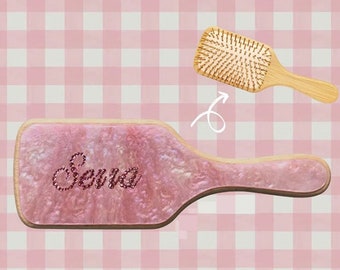 Brosse à cheveux personnalisée, brosse à cheveux rose personnalisée, cadeau de demoiselle d'honneur, cadeau d'anniversaire pour fille