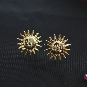 The Sun Studs, Celestial Stud Earrings, Sun Face Earrings, Smiling Sun Face, Tarot Earrings, Sunshine Earrings, Celestial Jewelry, Sun Studs