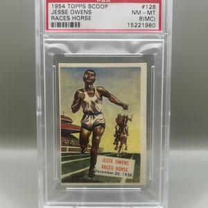 1954 Topps Scoop #128 - Jesse Owens Races Horse - PSA 8 (MC) Rare!