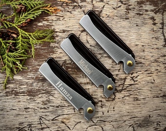 Folding Beard Comb • Personalized Metal Handle
