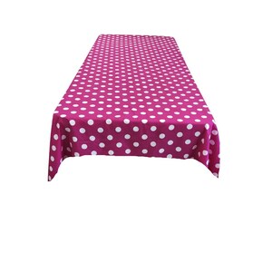 Nappe rectangulaire à pois blancs sur fuchsia. (Choisissez la taille ci-dessous)