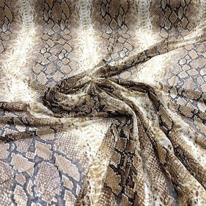Stampa con motivo a serpente a sonagli trasparente su Power Mesh elasticizzato in 4 direzioni 58/60&quot; Venduto tagliato su misura Marrone Beige Nero