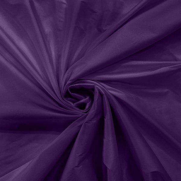 Tissu taffetas 100 % polyester imitation soie prune clair 55 po. de large/déguisement/robe/cosplay/mariage.