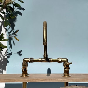 Victoria Industrial Messing Wasserhahn Set