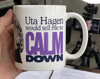 Kubek "Uta Hagen Calm Down", zabawny kubek dla aktora, prezent aktorski dla aktorów, prezent teatralny, prezent dla studenta aktorstwa, kubek na kawę na przesłuchanie