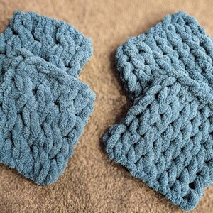 Set of 2 Finger Knit Chunky Chenille Mug Rugs