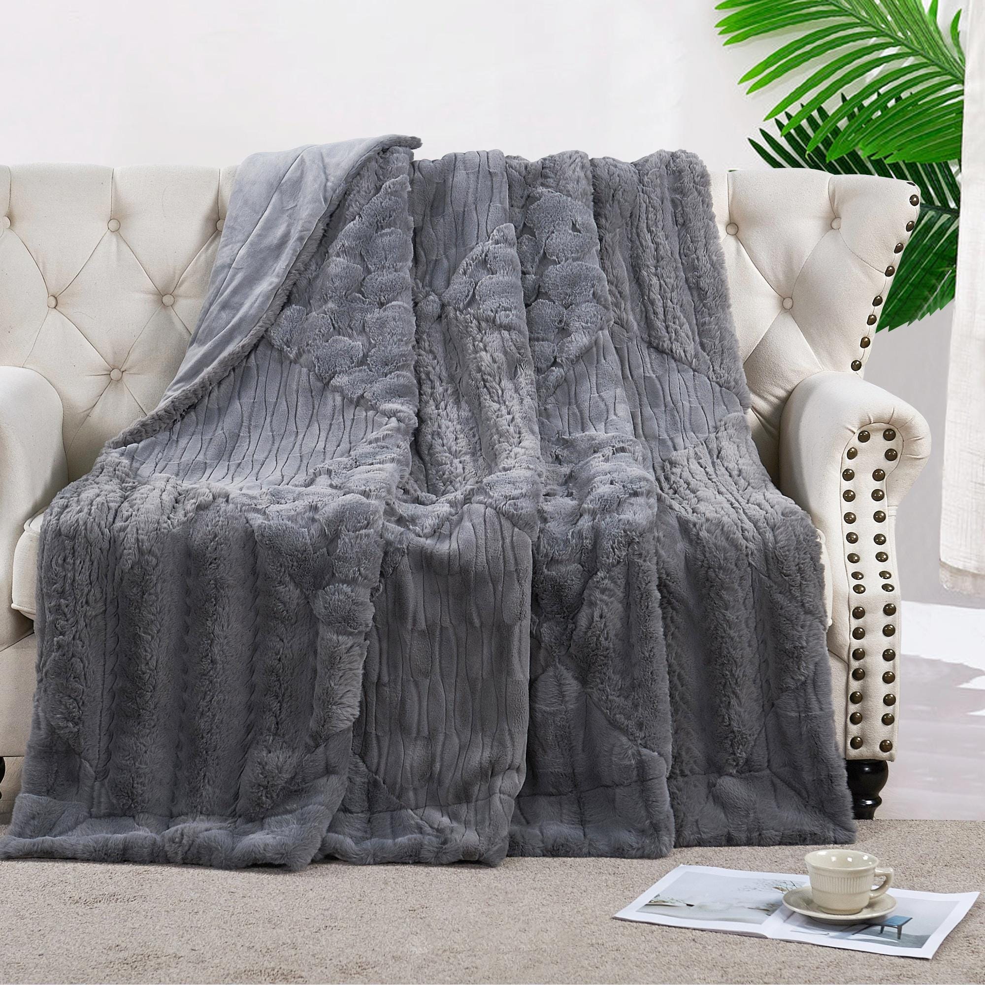 Handmade Geometric Patchwork Faux Fur Throw Blanket: Rustic Cozy Decor