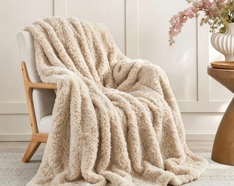 Luxury Faux Fur Throw Blanket 60"x70", Soft Micromink Plush Couch Throw Decor