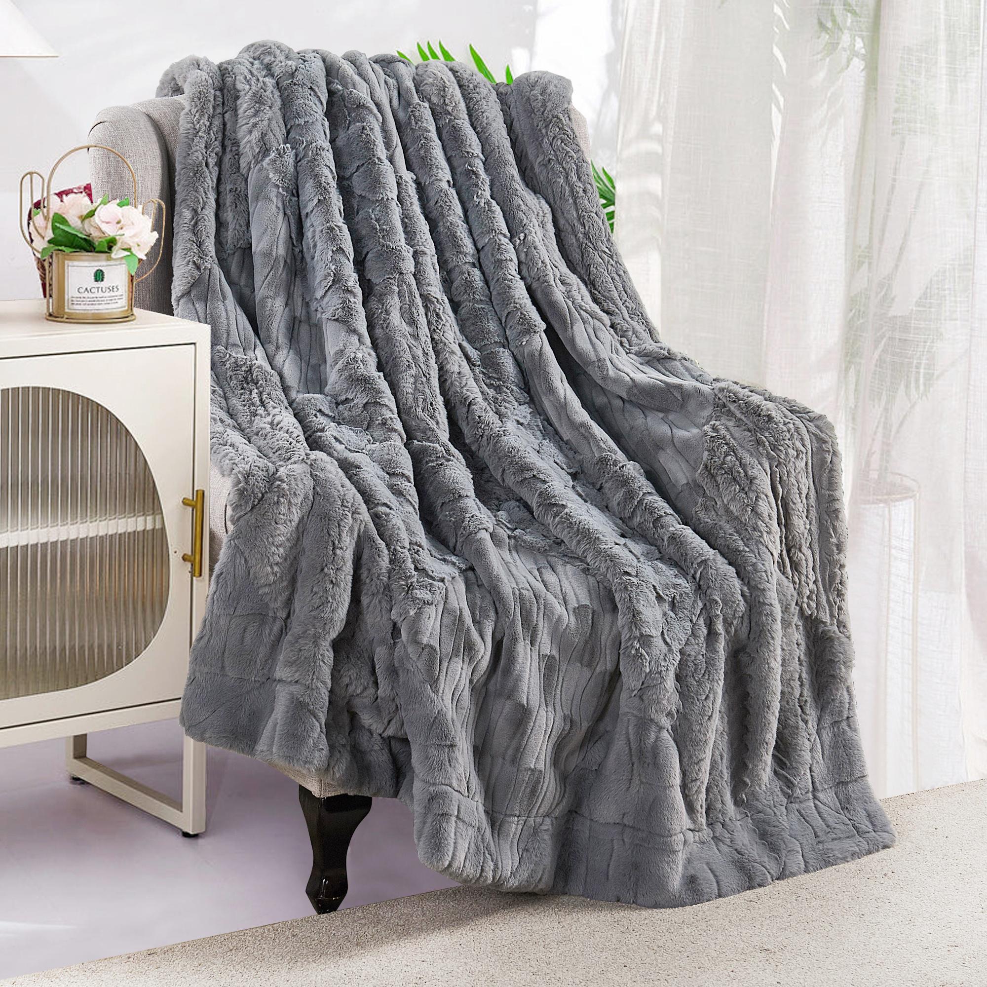 Handmade Geometric Patchwork Faux Fur Throw Blanket: Rustic Cozy Decor