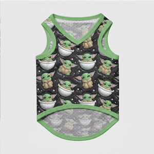 Camiseta personalizada de Star Wars para perros Majestic, a juego con el dueño, atuendo espacial negro para mascotas, camiseta personalizada de Grogu Yoda para vacaciones, jersey para cachorros del Día del Padre imagen 5