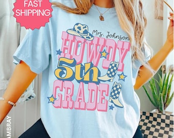 Personalize Fifth Grade Teacher Shirt Comfort Colors®, Howdy Fifth Grade Team Shirt, Teacher Shirts, 5th Grade  Teacher Gift Western Teacher