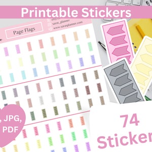 Puede incluir: Pegatinas de banderas de página imprimibles en varios colores. Hay 74 pegatinas en total. Las pegatinas tienen la forma de un rectángulo con una esquina redondeada. El texto "Printable Stickers" y "Page Flags" es visible en la imagen. El texto "74 Stickers!" también es visible en la imagen.