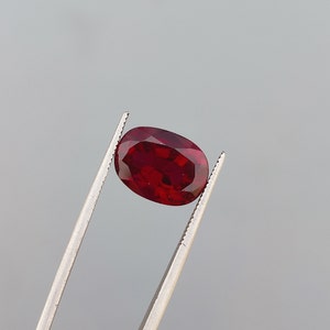 Faceted Lab Ruby Gemstone: Oval Red Cut Stone, 6.80 CTS