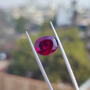 Lab Created Ruby Gemstone: Oval Faceted Cut Stone, 8.95 CTS