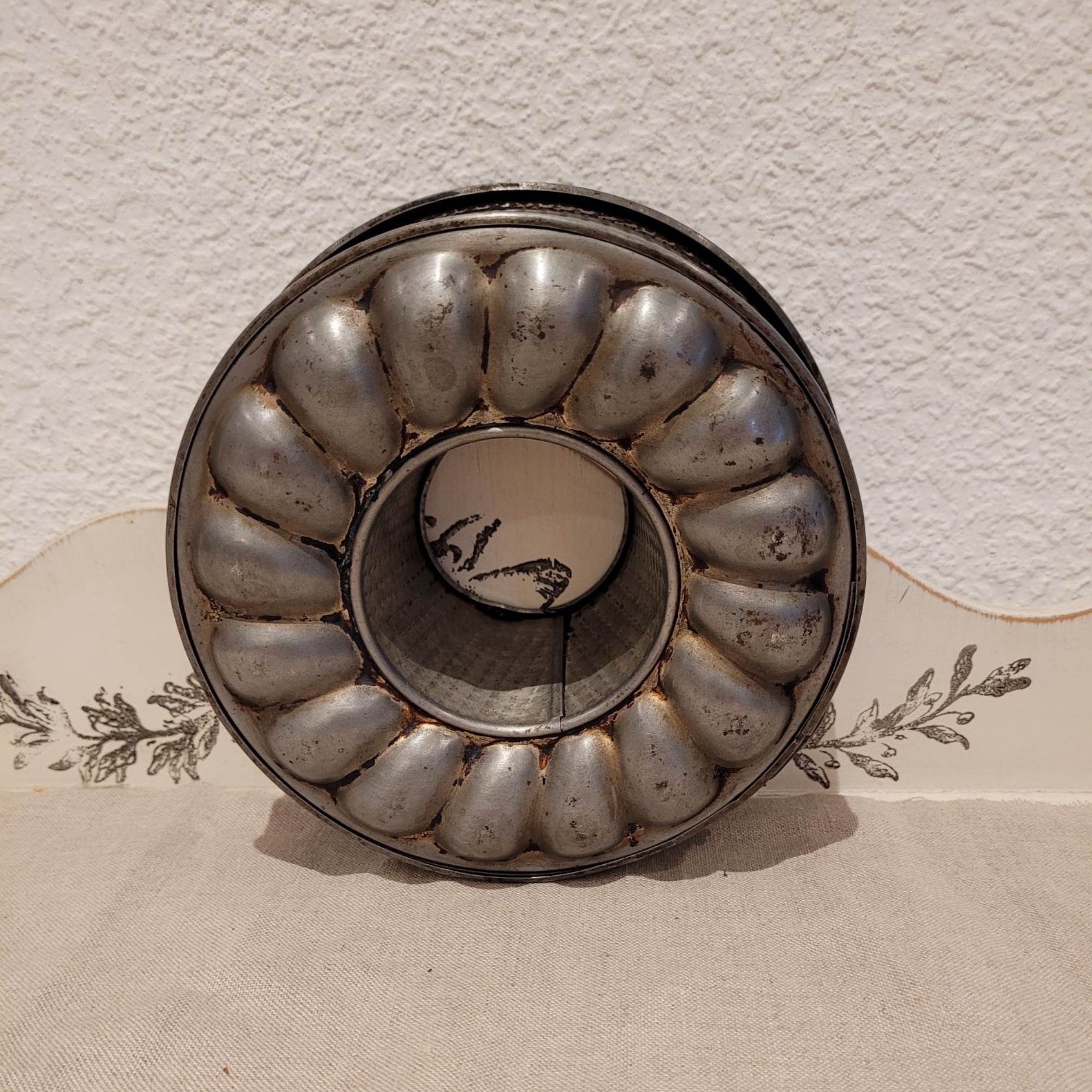Ancien moule en céramique moulée à glissière avion