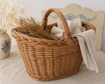 Large hand woven wicker basket, reinforced handle, spiral neck, vintage French market