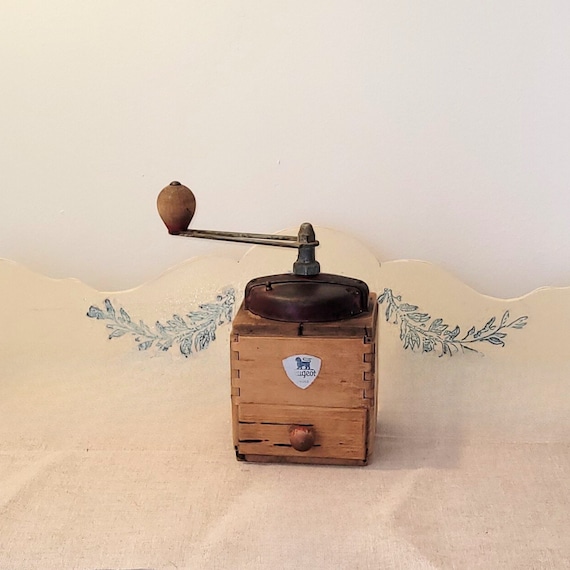 Moulin à café vintage PEUGEOT – Ancien moulin manuel en bois • Déco cuisine rétro • Objet collection authentique français
